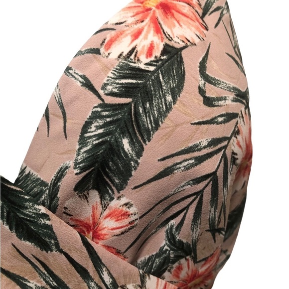 Express VTG Y2K Hawaiian Print Wrap Style Crop Top M Smock Back Floral Ruffles - Picture 2 of 7